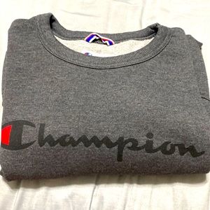 CHAMPION BRAND LONG SLEEVE SWEATSHIRT